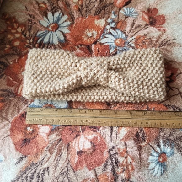 Knit headband - Picture 3 of 3